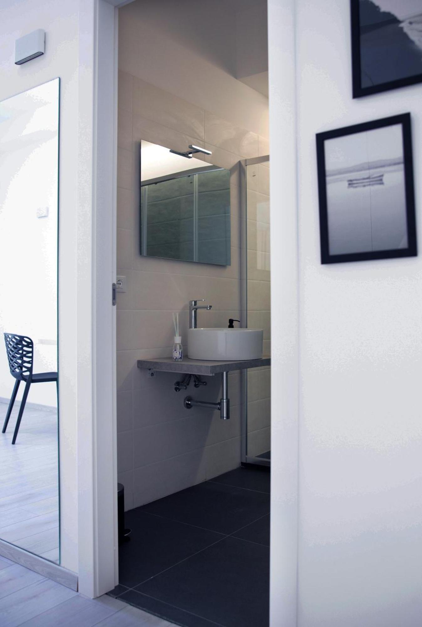 Affittacamere Mani - Camere Con Bagno Privato Гела Экстерьер фото