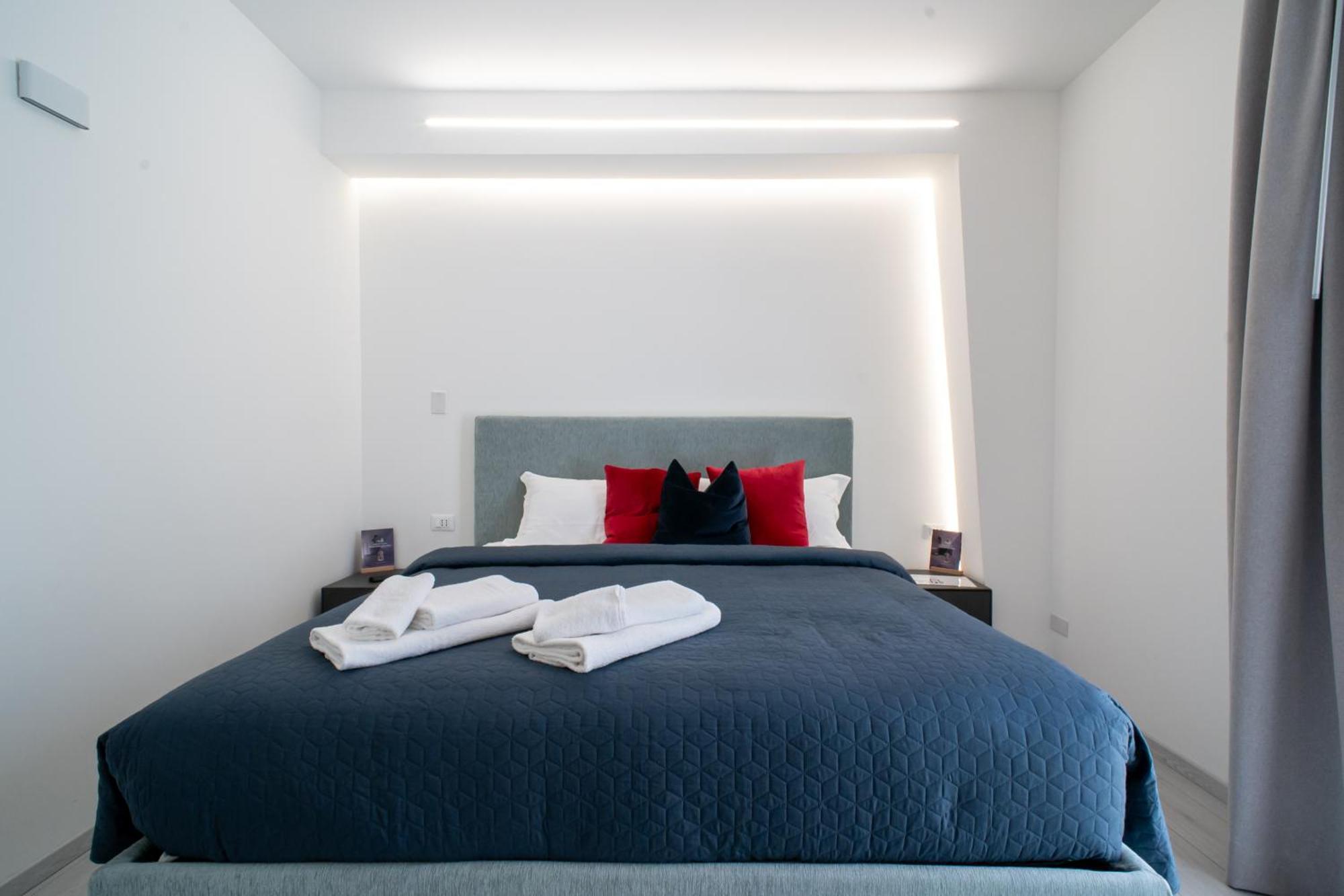 Affittacamere Mani - Camere Con Bagno Privato Гела Экстерьер фото