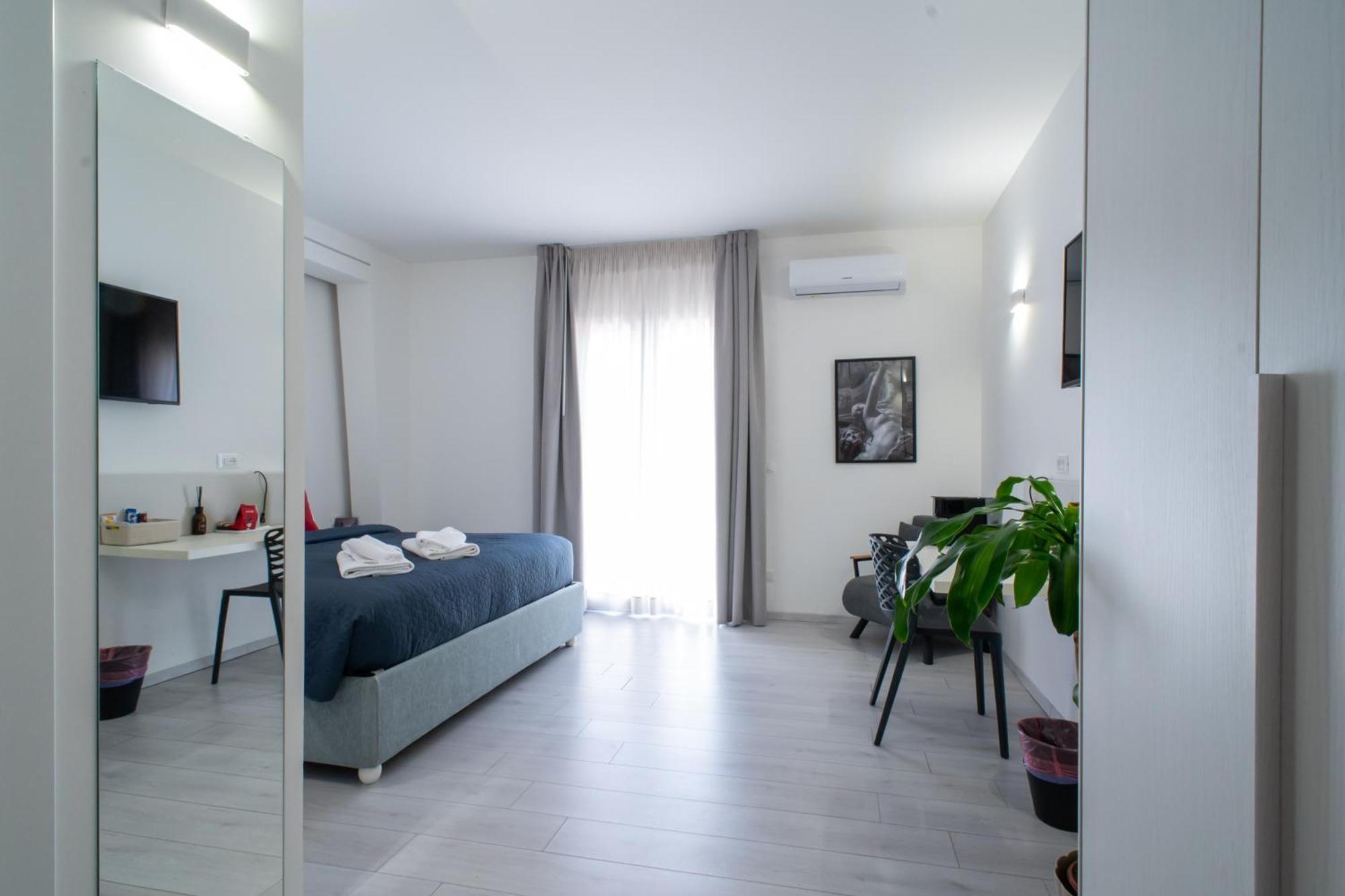 Affittacamere Mani - Camere Con Bagno Privato Гела Экстерьер фото